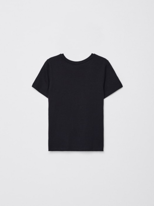 базовая футболка детская от бренда sela вид слева