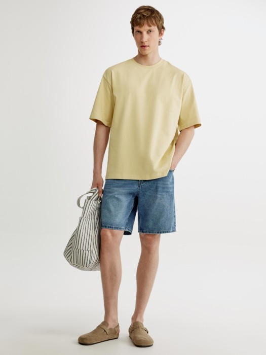 базовая футболка макс оверсайз от бренда sela вид слева