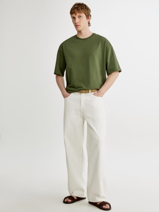 базовая футболка макс оверсайз от бренда sela вид слева