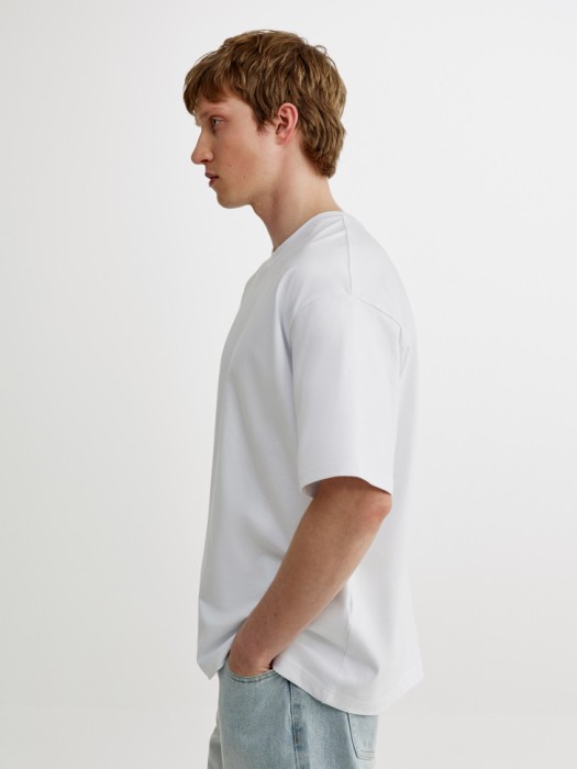 базовая футболка макс оверсайз по цене 1899 руб вид справа