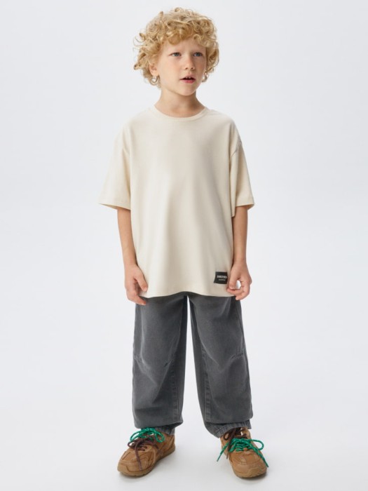 базовая футболка оверсайз детская от бренда sela вид слева