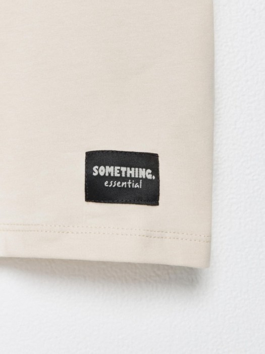 базовая футболка оверсайз детская из хлопка спереди