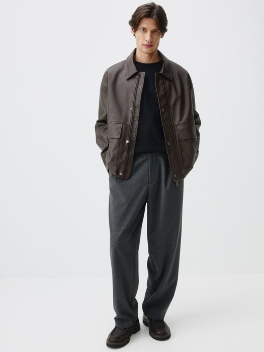 базовая футболка peter regular fit от бренда sela вид слева