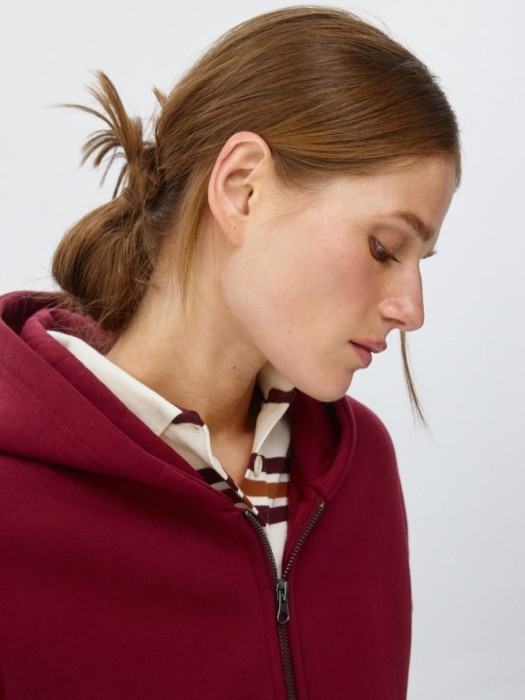 базовое худи оверсайз из россии вид сбоку