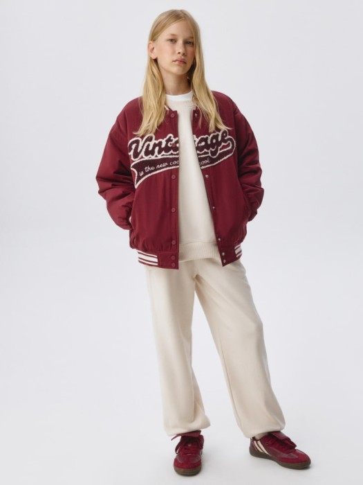 базовые джоггеры детские от бренда sela вид слева