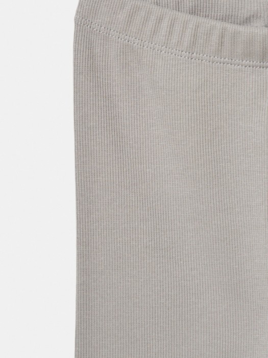 базовые леггинсы в рубчик для девочек из россии вид сбоку