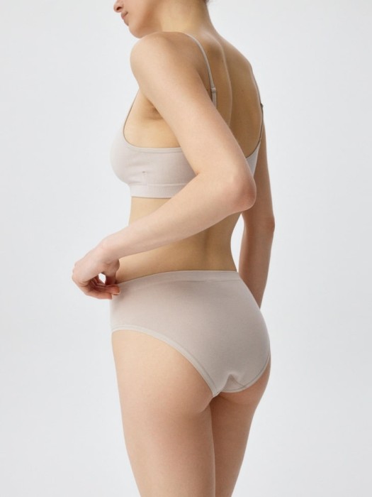 базовые трусы-слипы по цене 599 руб вид справа