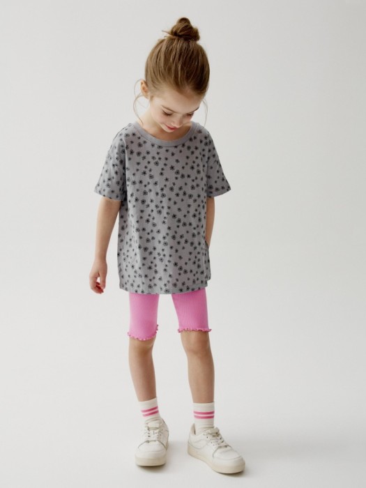 базовые велосипедки в рубчик для девочек от бренда sela вид слева