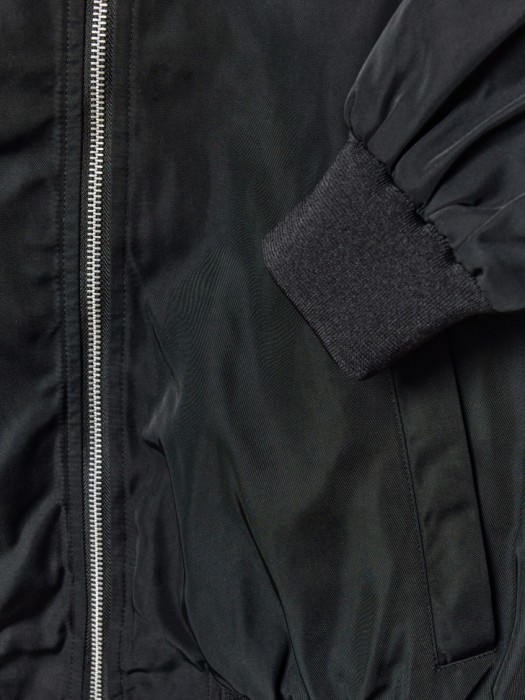 базовый бомбер оверсайз для девочек из трикотажа спереди