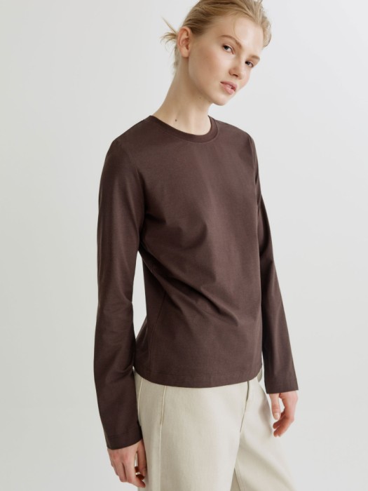 базовый лонгслив по цене 1999 руб вид справа