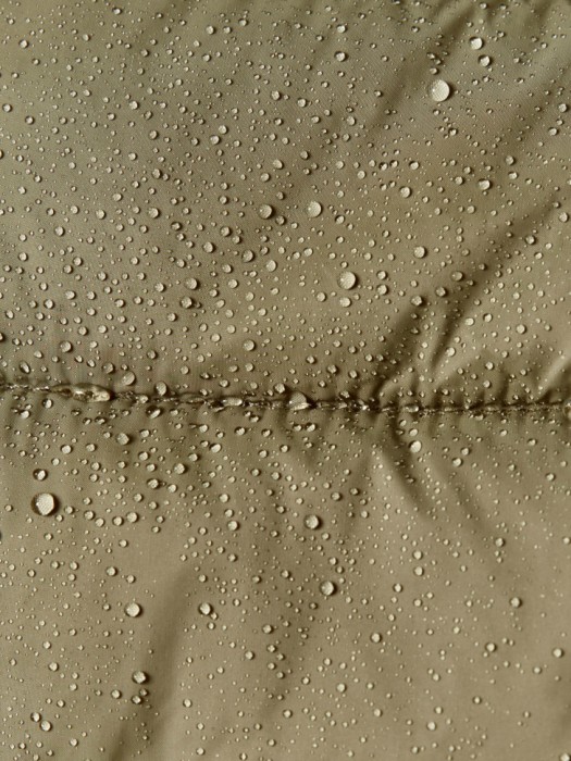 базовый стеганый жилет для мальчиков из синтепона спереди