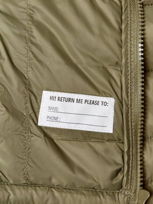 базовый стеганый жилет для мальчиков для детского возраста с изнаночной стороны