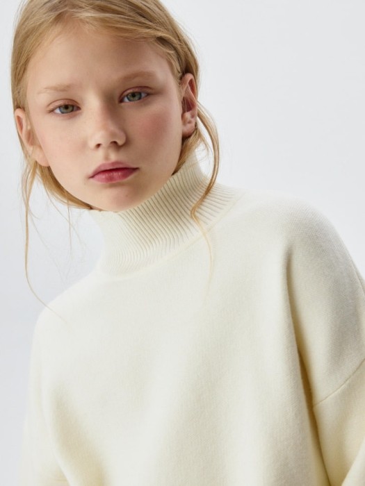 Товар с артикулом 4680798707303 вид сзади