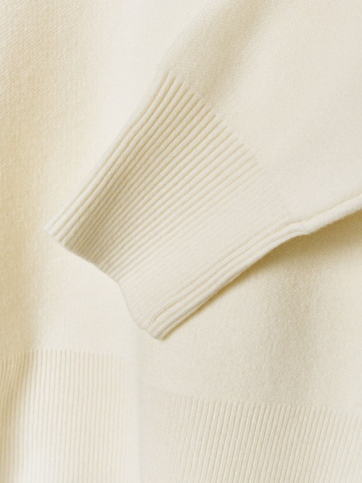 базовый свитер оверсайз для девочек из льна спереди