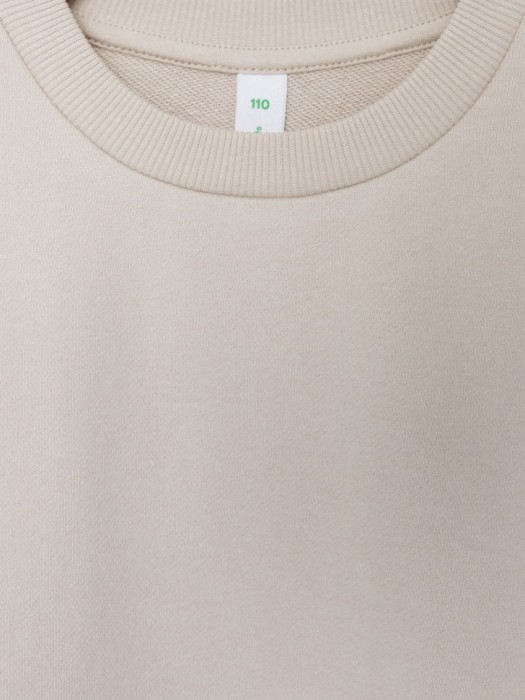 базовый свитшот оверсайз детский из россии вид сбоку