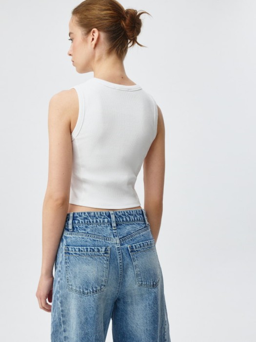 Товар с артикулом 4680798284828 вид сзади