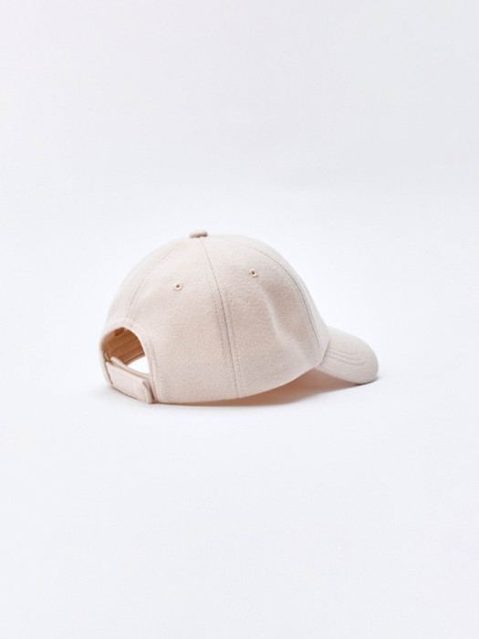 бейсболка с вышивкой для девочек по цене 799 руб вид справа