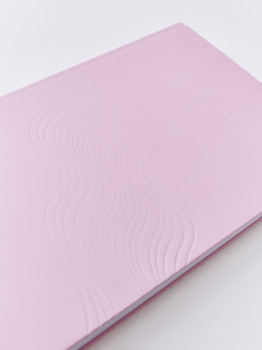 блокнот в твердой обложке от бренда sela вид слева