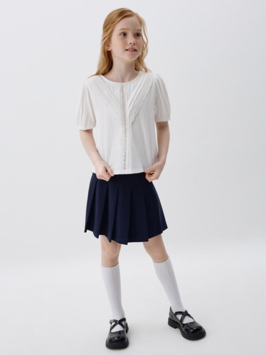 блузка с коротким рукавом для девочек от бренда sela вид слева