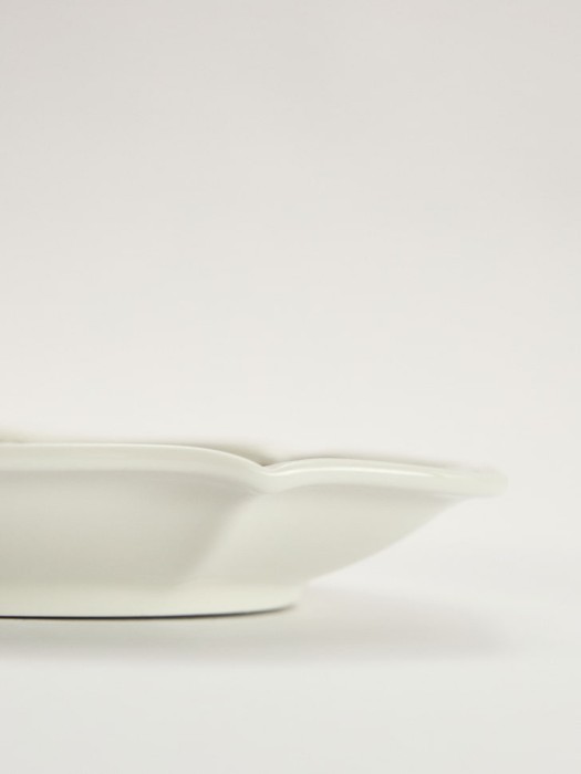 блюдо сервировочное из фарфора с цветочным узором по цене 1699 руб вид справа