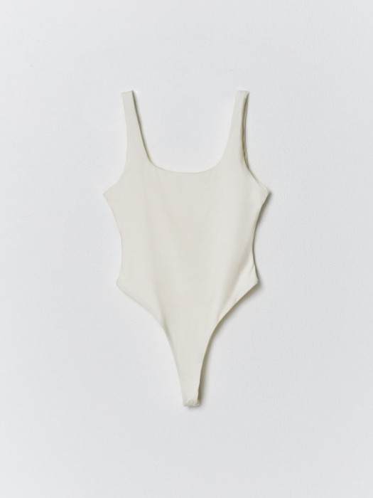 боди-майка из линейки  young по цене 1199 руб вид справа