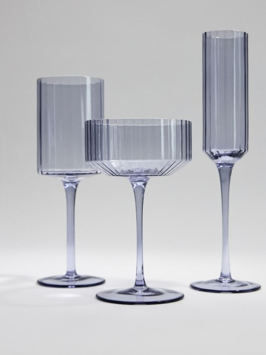 бокал из стекла с рельефным узором от бренда sela вид слева