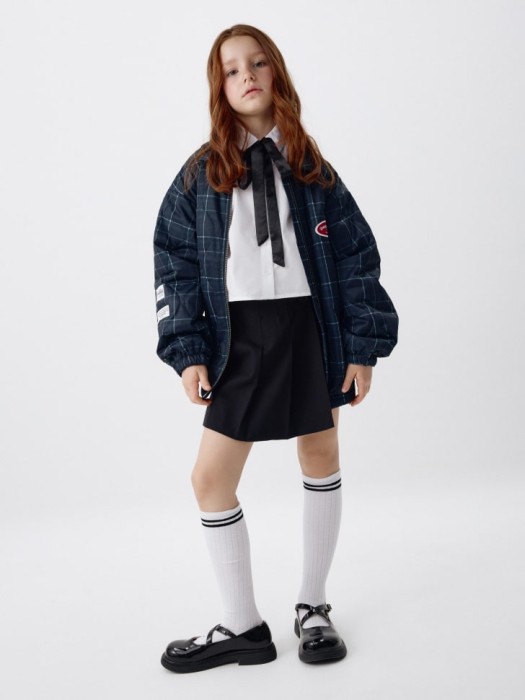 бомбер оверсайз с отложным воротником для девочек для детского возраста с изнаночной стороны