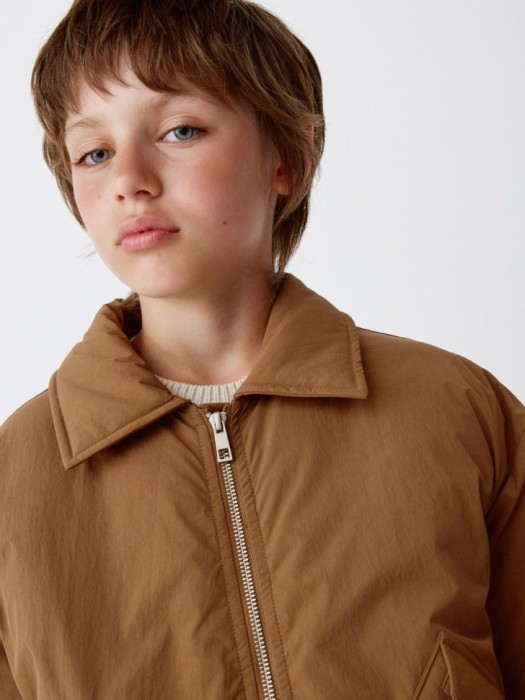 бомбер оверсайз с трикотажным капюшоном детский по цене 2299 руб вид справа