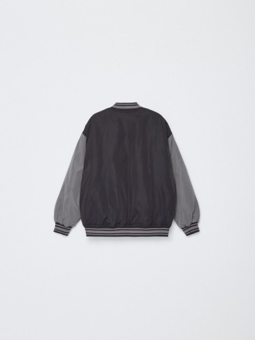 бомбер в стиле преппи детский из россии вид сбоку