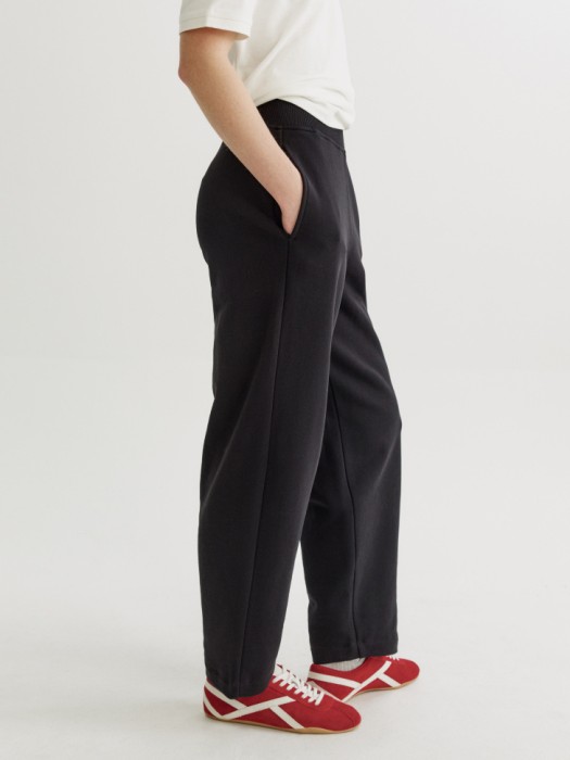 брюки из хлопкового футера по цене 2999 руб вид справа