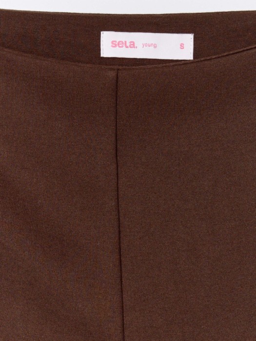 брюки клеш из линейки  young из вискозы спереди