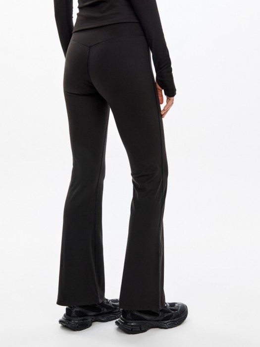 брюки клеш спортивные из линейки  young по цене 2799 руб вид справа