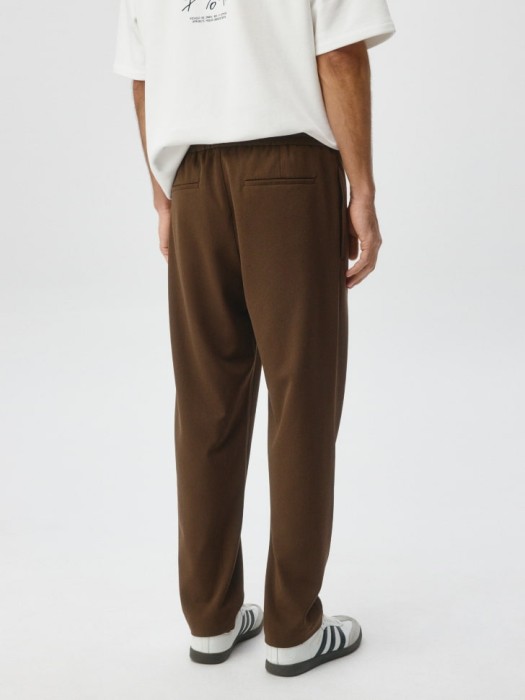 брюки slim fit со средней посадкой по цене 1199 руб вид справа