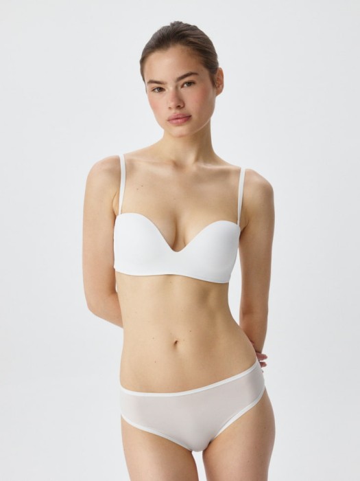 бюстгальтер-балконет от бренда sela вид слева