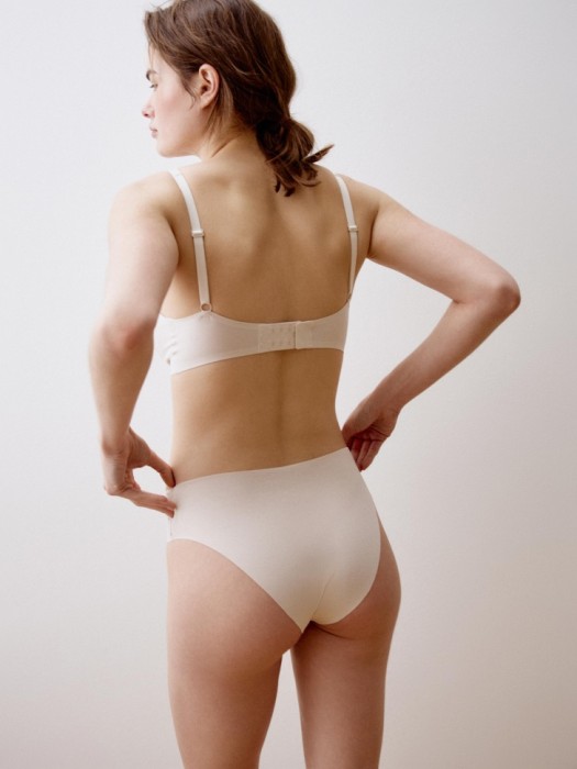 бюстгальтер из микрофибры по цене 1799 руб вид справа