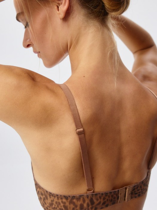 Товар с артикулом 4680798675282 вид сзади