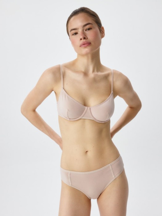 бюстгальтер на косточках от бренда sela вид слева