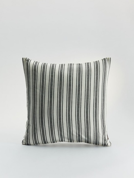чехол для декоративной подушки в полоску 4610517035004 фотография