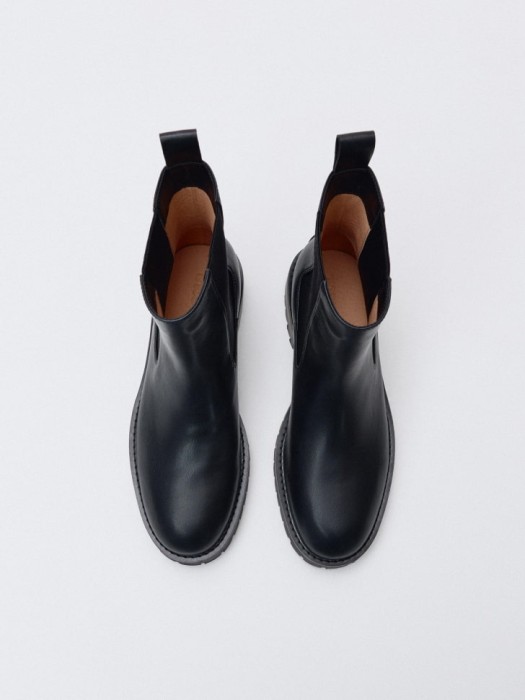 челси из натуральной кожи по цене 5599 руб вид справа