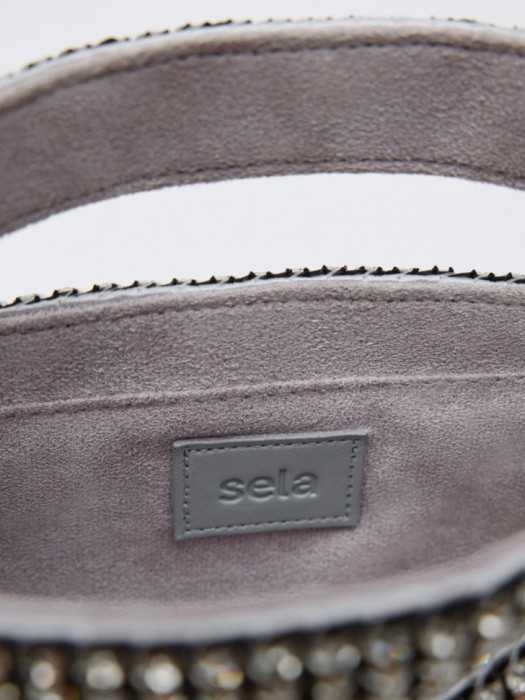 cумка кроссбоди из страз из велюра спереди