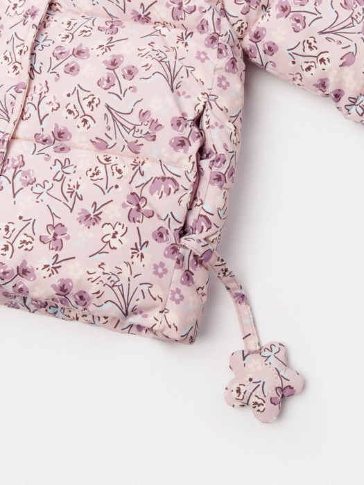 демисезонная куртка с принтом для малышей по цене 3499 руб вид справа