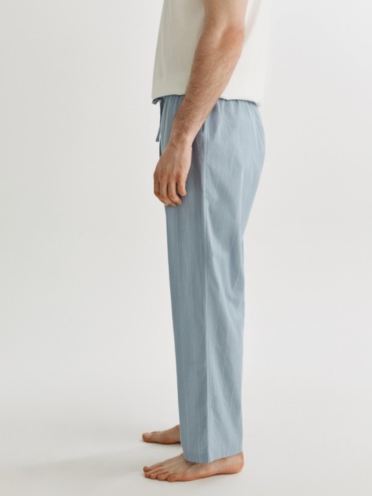 домашние брюки из хлопка по цене 2599 руб вид справа