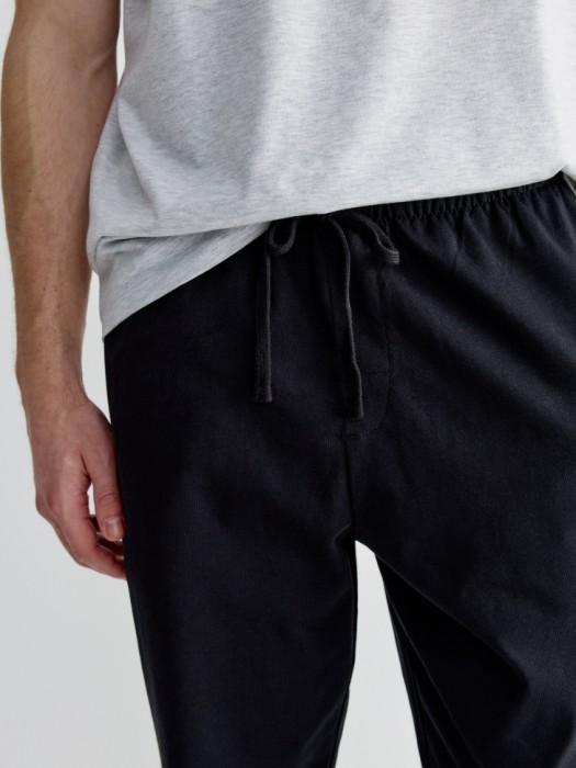 домашние джоггеры из россии вид сбоку