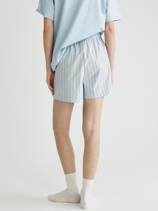 домашние шорты в полоску по цене 1599 руб вид справа