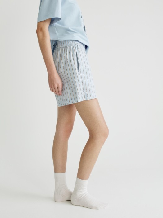 домашние шорты в полоску из россии вид сбоку