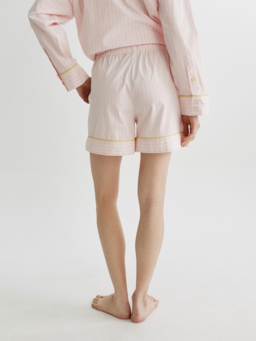 домашние шорты в полоску из россии вид сбоку