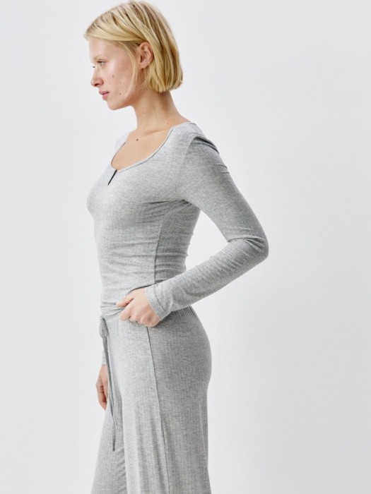 домашний лонгслив из фактурного трикотажа из россии вид сбоку