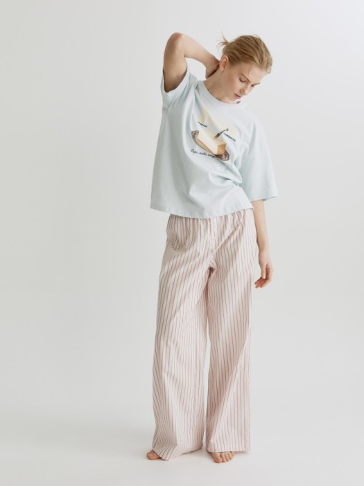 домашняя футболка оверсайз с принтом от бренда sela вид слева