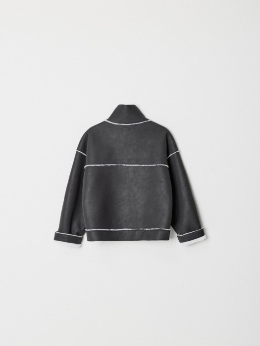 дубленка из искусственной кожи для девочек от бренда sela вид слева