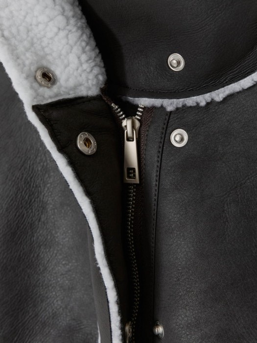 дубленка из искусственной кожи для девочек по цене 2799 руб вид справа